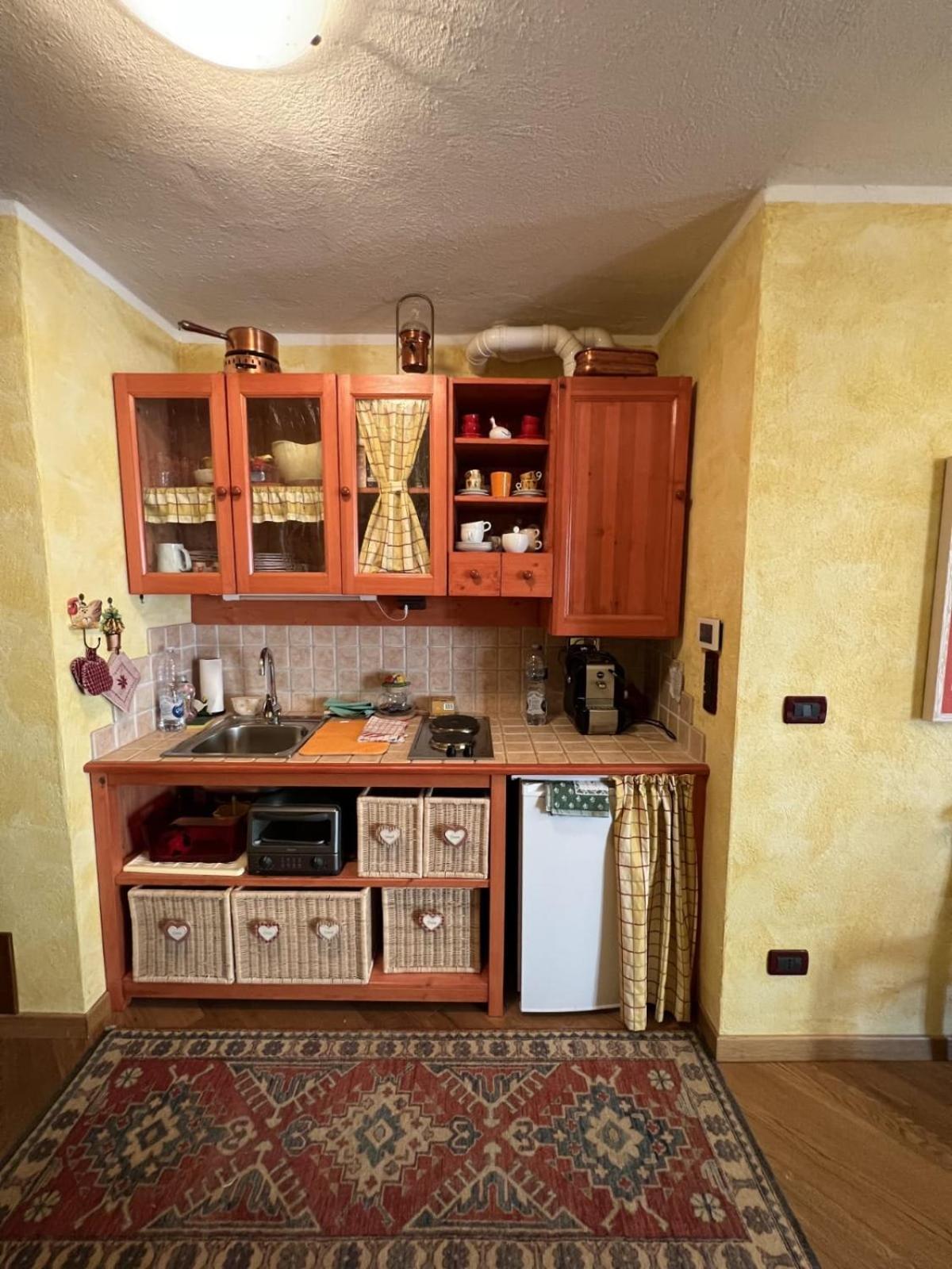 バルドネッキアCasa Agnesアパートメント エクステリア 写真